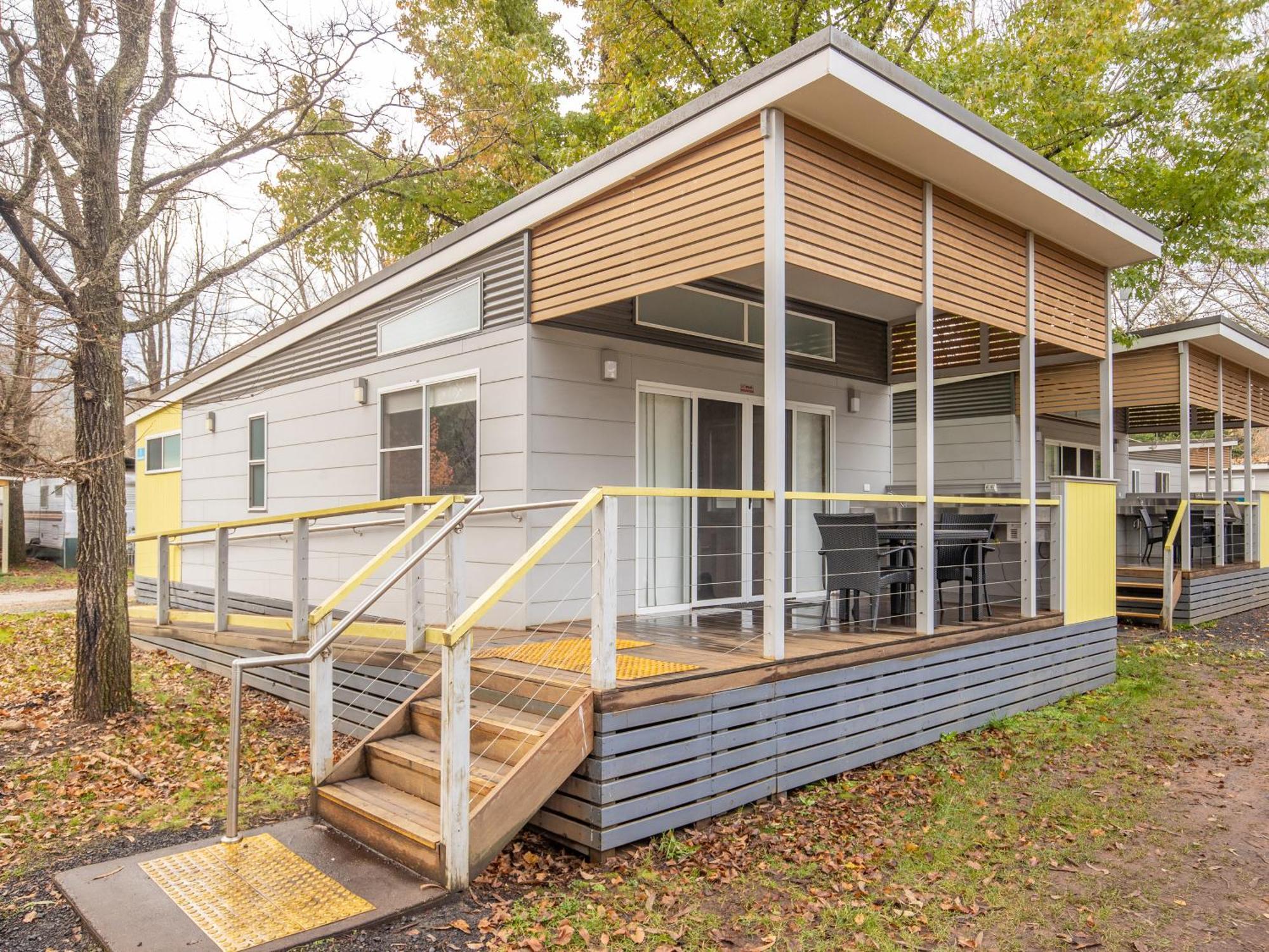 Nrma Bright Holiday Park Exterior photo