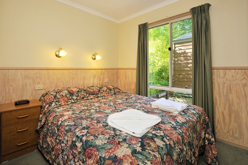 Nrma Bright Holiday Park Exterior photo