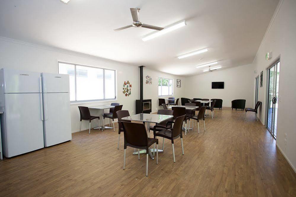 Nrma Bright Holiday Park Exterior photo