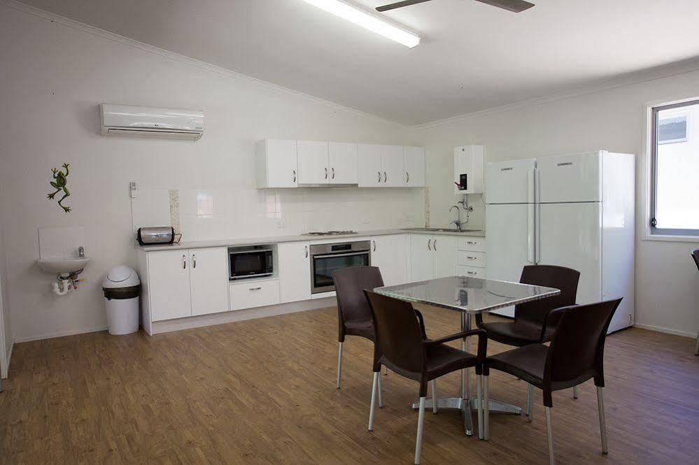 Nrma Bright Holiday Park Exterior photo